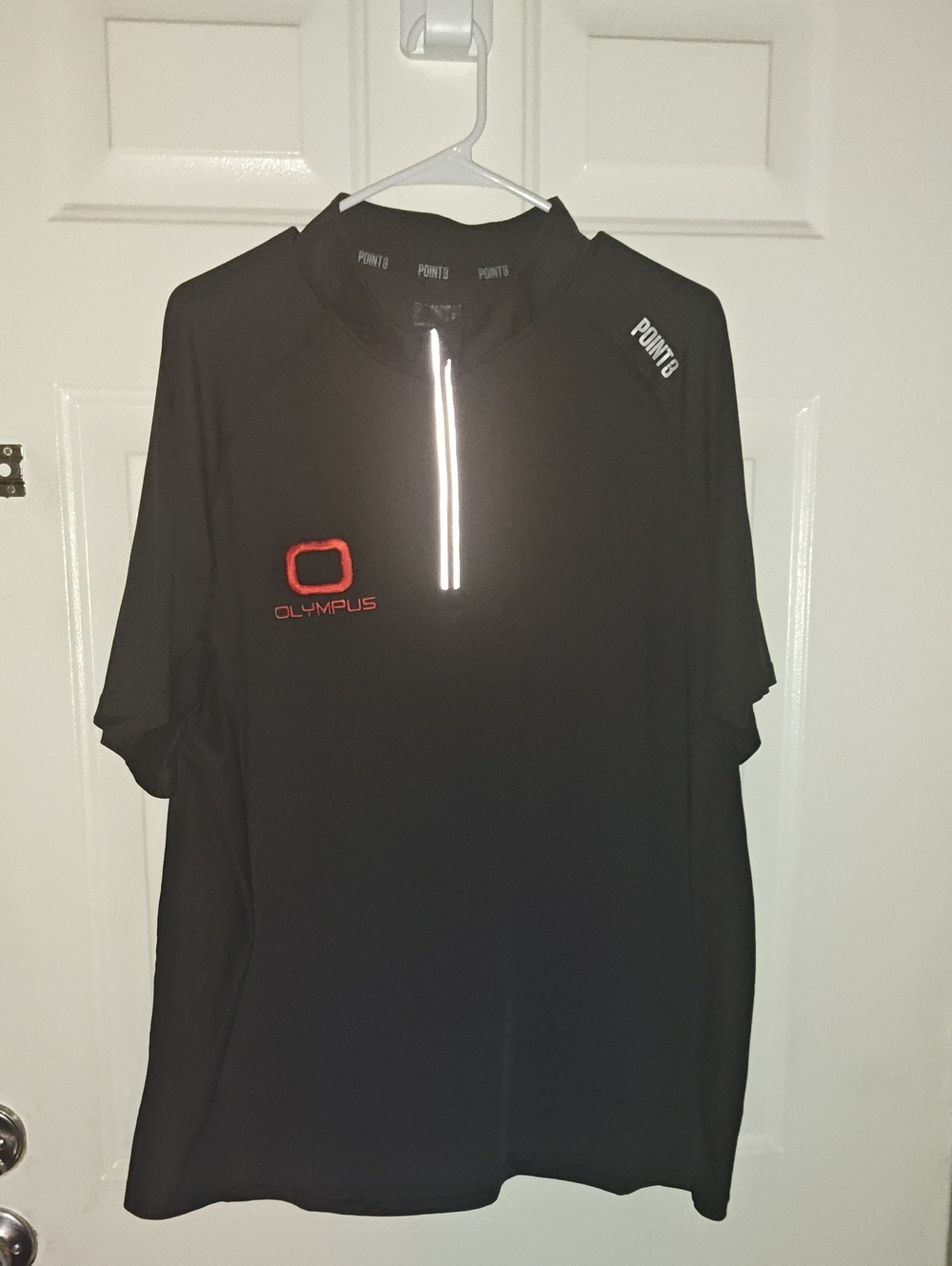 Olympus Black Short-Sleeve Men's Swim Rash Guard with Reflective Zip